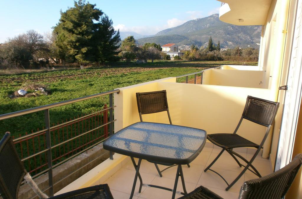 Artemis - Marina Apartments Evia Habitación foto